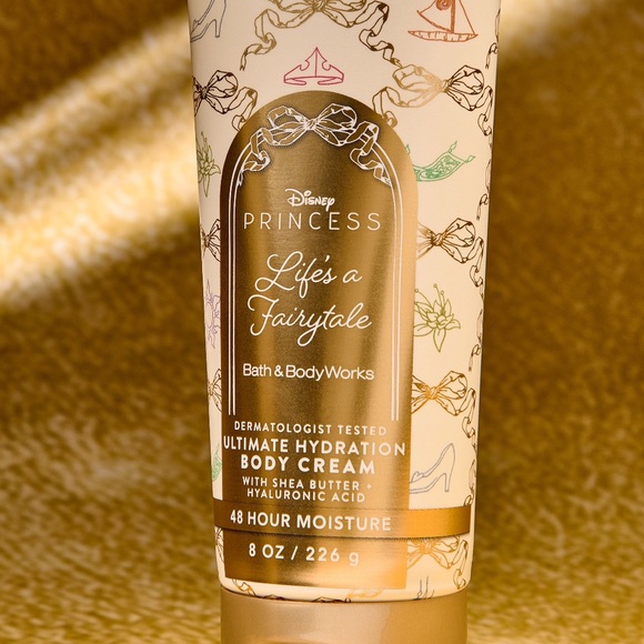 Disney Princess LIFE’S A FAIRYTALE Bath and Body Works Gift Set (8 Items) - Picture 4 of 11